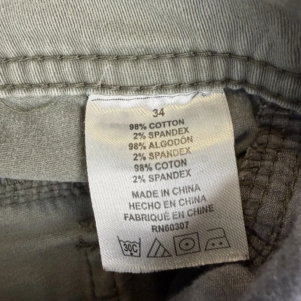 UNIONBAY Men's Cargo Shorts Size 34 Olive Green Stretch Cotton Twill Hiking Camp